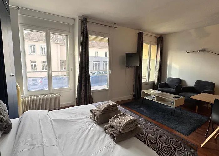 شقة Grand Avec Balcon, Fibre Internet - Fr-1-555-121 *